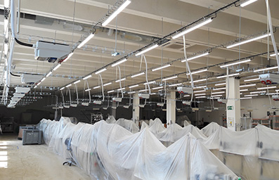 IP65 tri-proof luminaires in a sewing factory, Brno